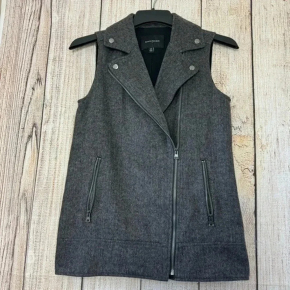 Banana Republic Womens Herringbone Wool blend Zip Up vest size XS